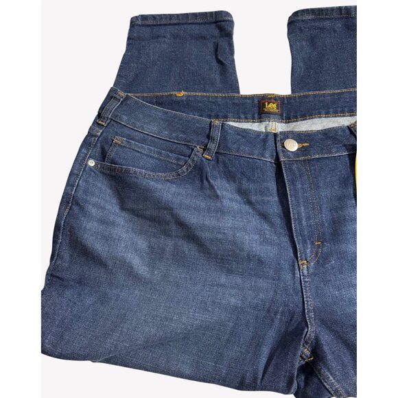 NWT Lee Womens Legendary Plus 90s TAPER Mid Rise Jeans 22W Petite Straight Fit - Picture 3 of 12